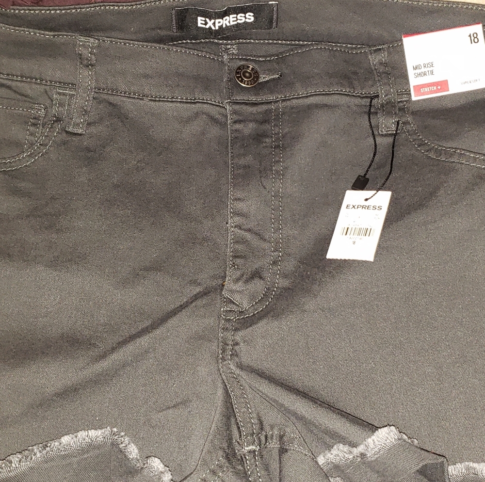 NWT Express brand mid-rise gray shorts